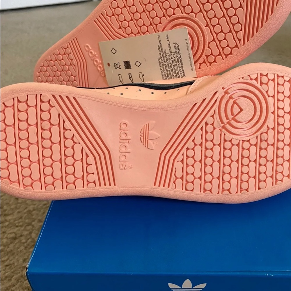 Adidas continental 80